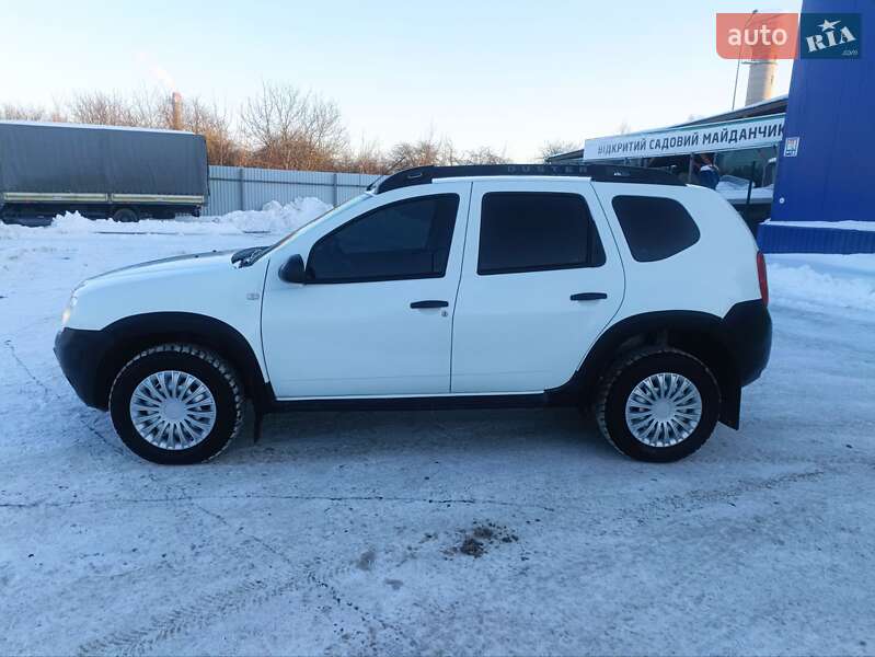 Позашляховик / Кросовер Dacia Duster 2013 в Дубні