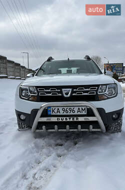 Внедорожник / Кроссовер Dacia Duster 2015 в Киеве