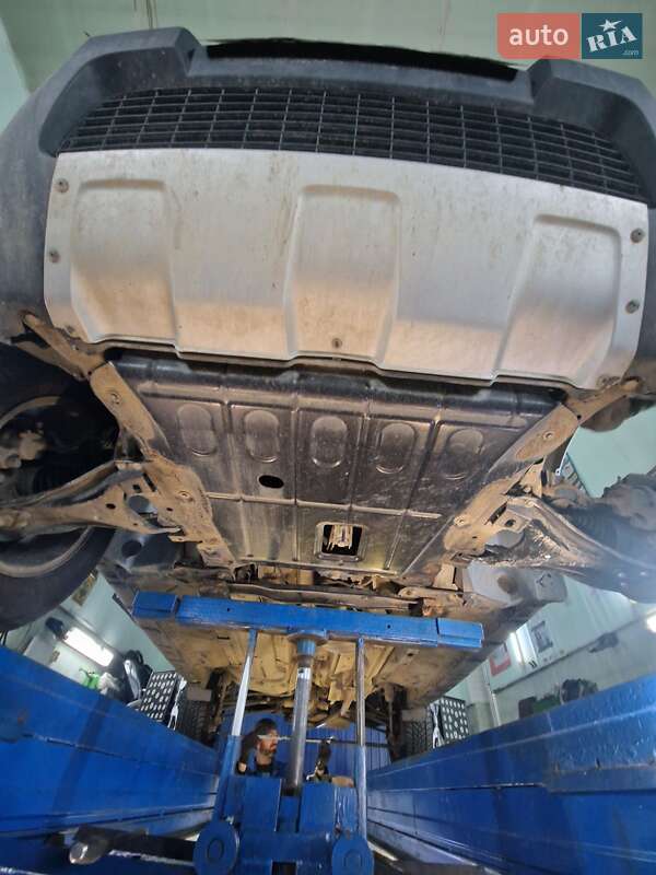 Позашляховик / Кросовер Dacia Duster 2012 в Луцьку