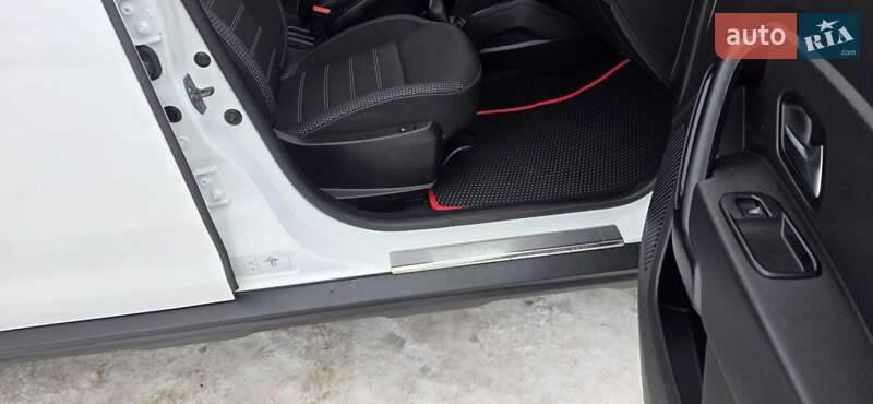 Внедорожник / Кроссовер Dacia Duster 2021 в Новоархангельске