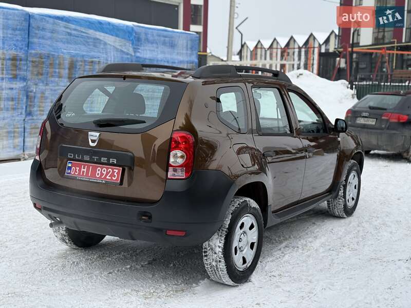 Позашляховик / Кросовер Dacia Duster 2011 в Луцьку