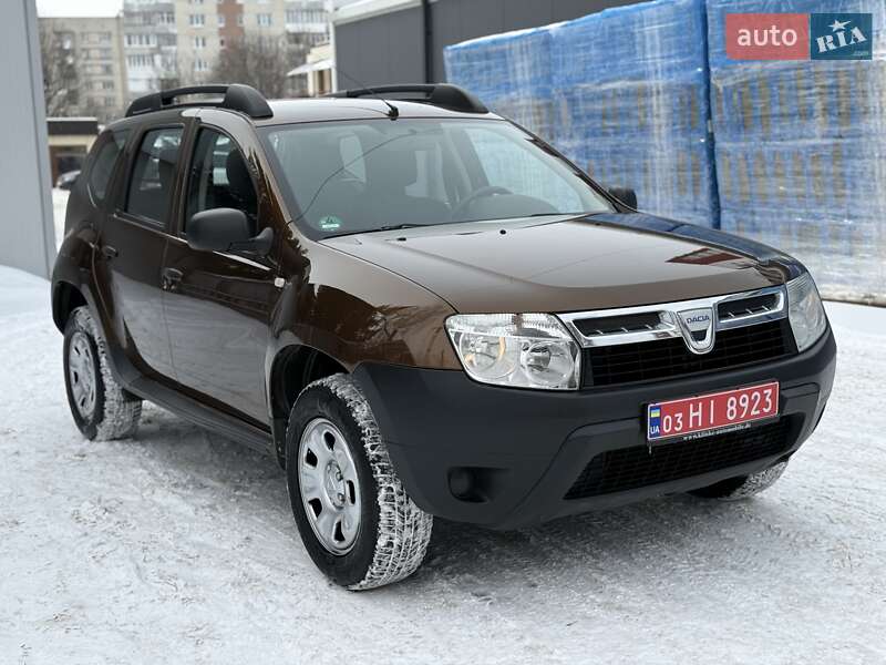 Позашляховик / Кросовер Dacia Duster 2011 в Луцьку