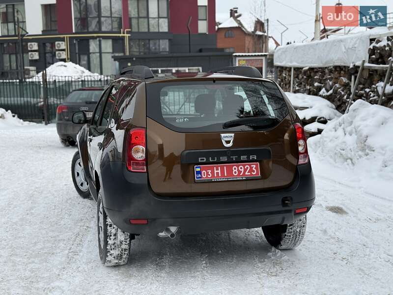 Позашляховик / Кросовер Dacia Duster 2011 в Луцьку