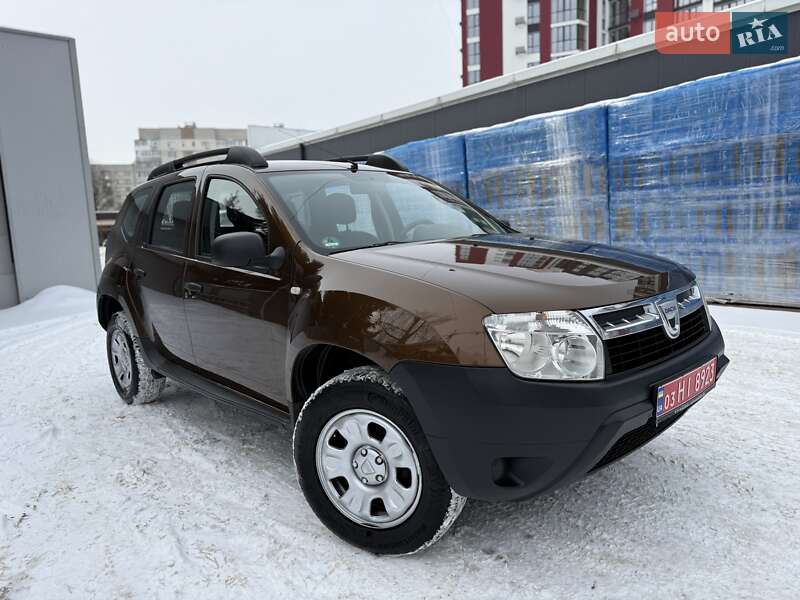 Позашляховик / Кросовер Dacia Duster 2011 в Луцьку