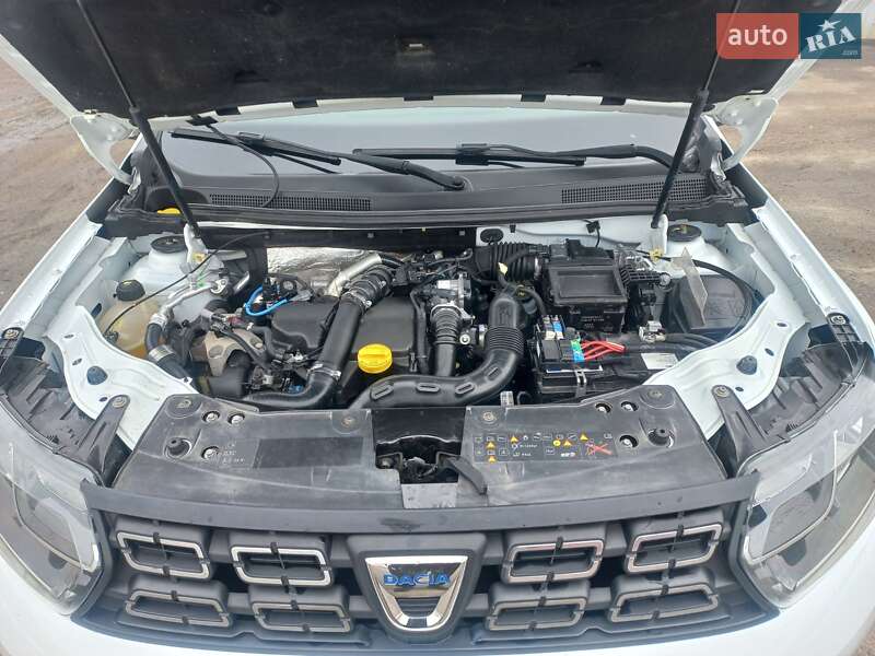 Внедорожник / Кроссовер Dacia Duster 2018 в Новоархангельске