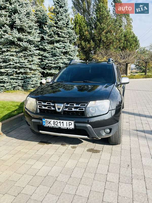 Внедорожник / Кроссовер Dacia Duster 2010 в Сарнах