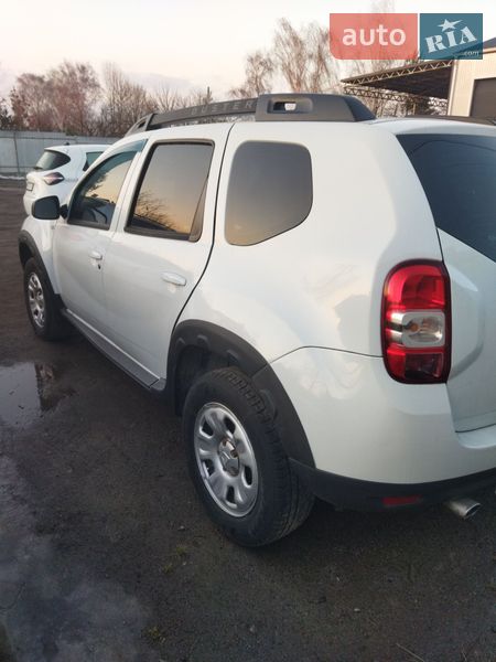 Позашляховик / Кросовер Dacia Duster 2014 в Дубні