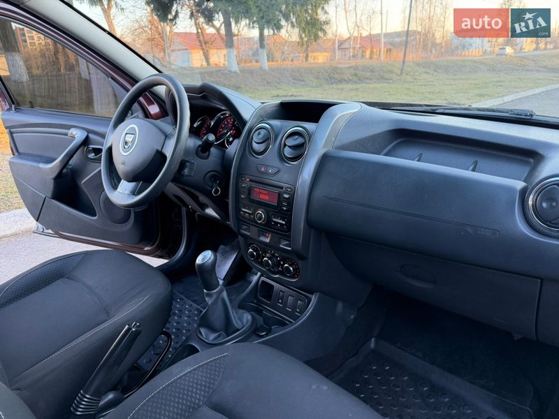 Внедорожник / Кроссовер Dacia Duster 2016 в Радивилове