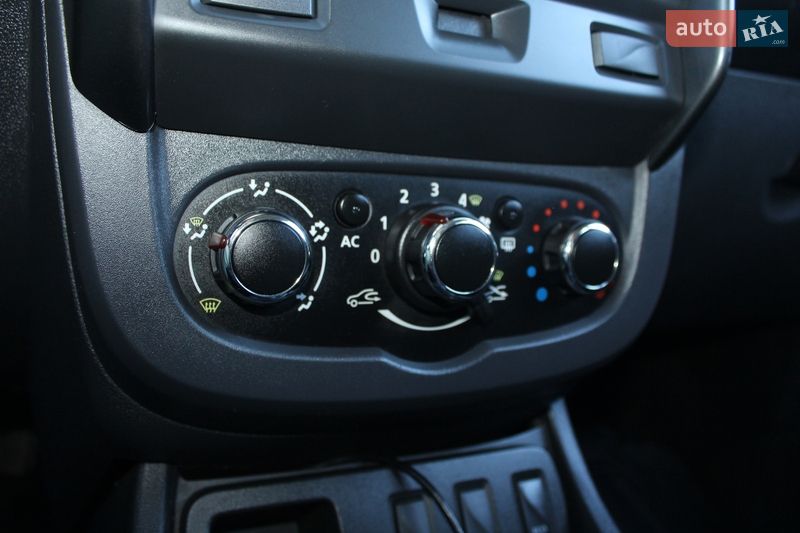 Внедорожник / Кроссовер Dacia Duster 2015 в Трускавце