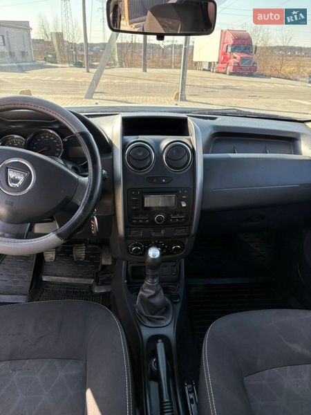 Позашляховик / Кросовер Dacia Duster 2015 в Києві