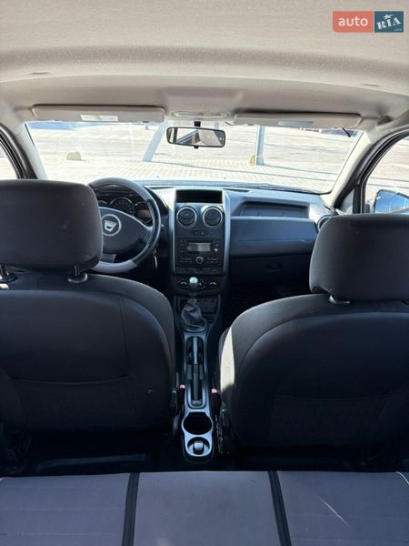 Позашляховик / Кросовер Dacia Duster 2015 в Києві