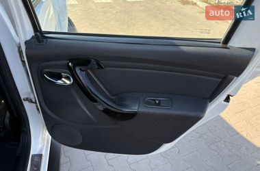 Позашляховик / Кросовер Dacia Duster 2015 в Києві