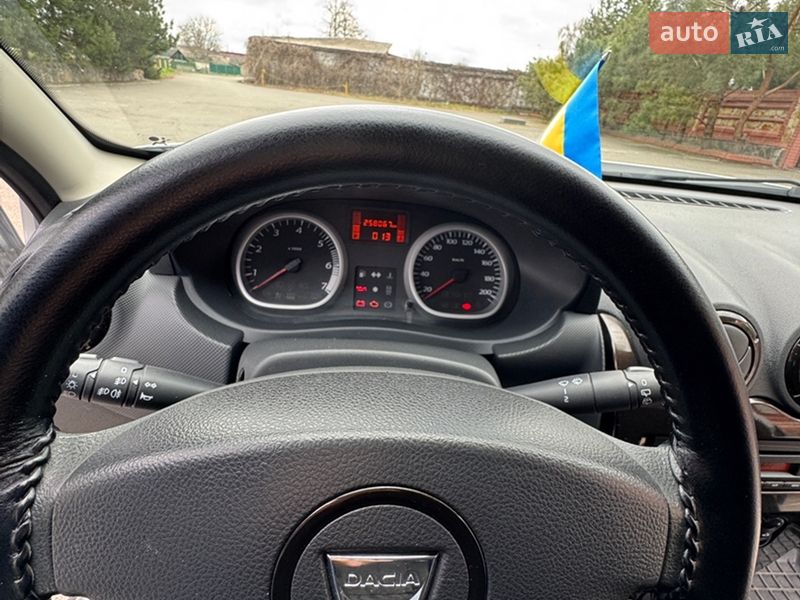 Внедорожник / Кроссовер Dacia Duster 2010 в Гнивани