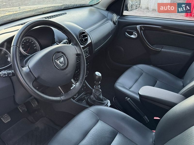 Внедорожник / Кроссовер Dacia Duster 2012 в Великой Багачке