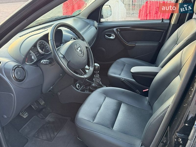 Внедорожник / Кроссовер Dacia Duster 2012 в Великой Багачке