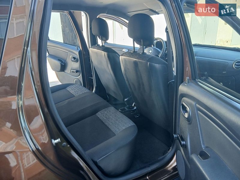 Внедорожник / Кроссовер Dacia Duster 2012 в Чорткове