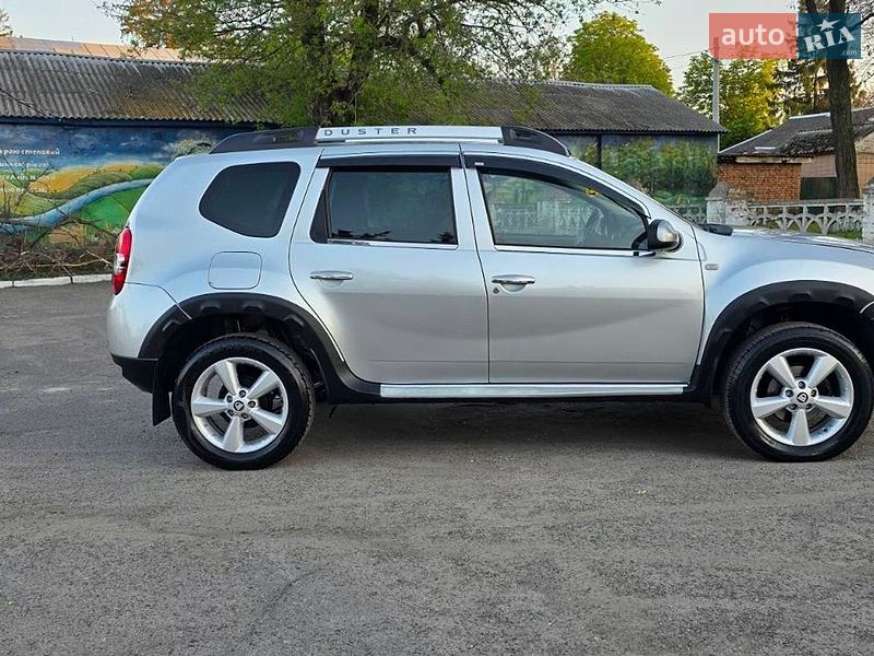 Внедорожник / Кроссовер Dacia Duster 2016 в Новоархангельске