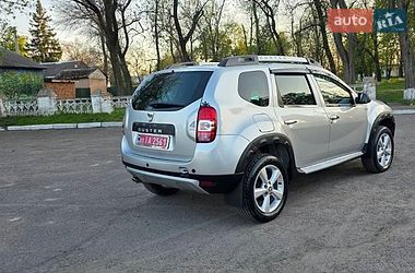 Внедорожник / Кроссовер Dacia Duster 2016 в Новоархангельске