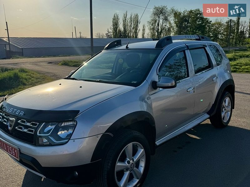Внедорожник / Кроссовер Dacia Duster 2016 в Новоархангельске