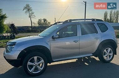 Внедорожник / Кроссовер Dacia Duster 2016 в Новоархангельске