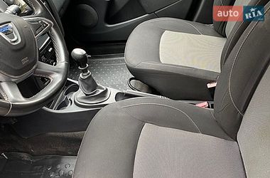 Позашляховик / Кросовер Dacia Duster 2017 в Полтаві