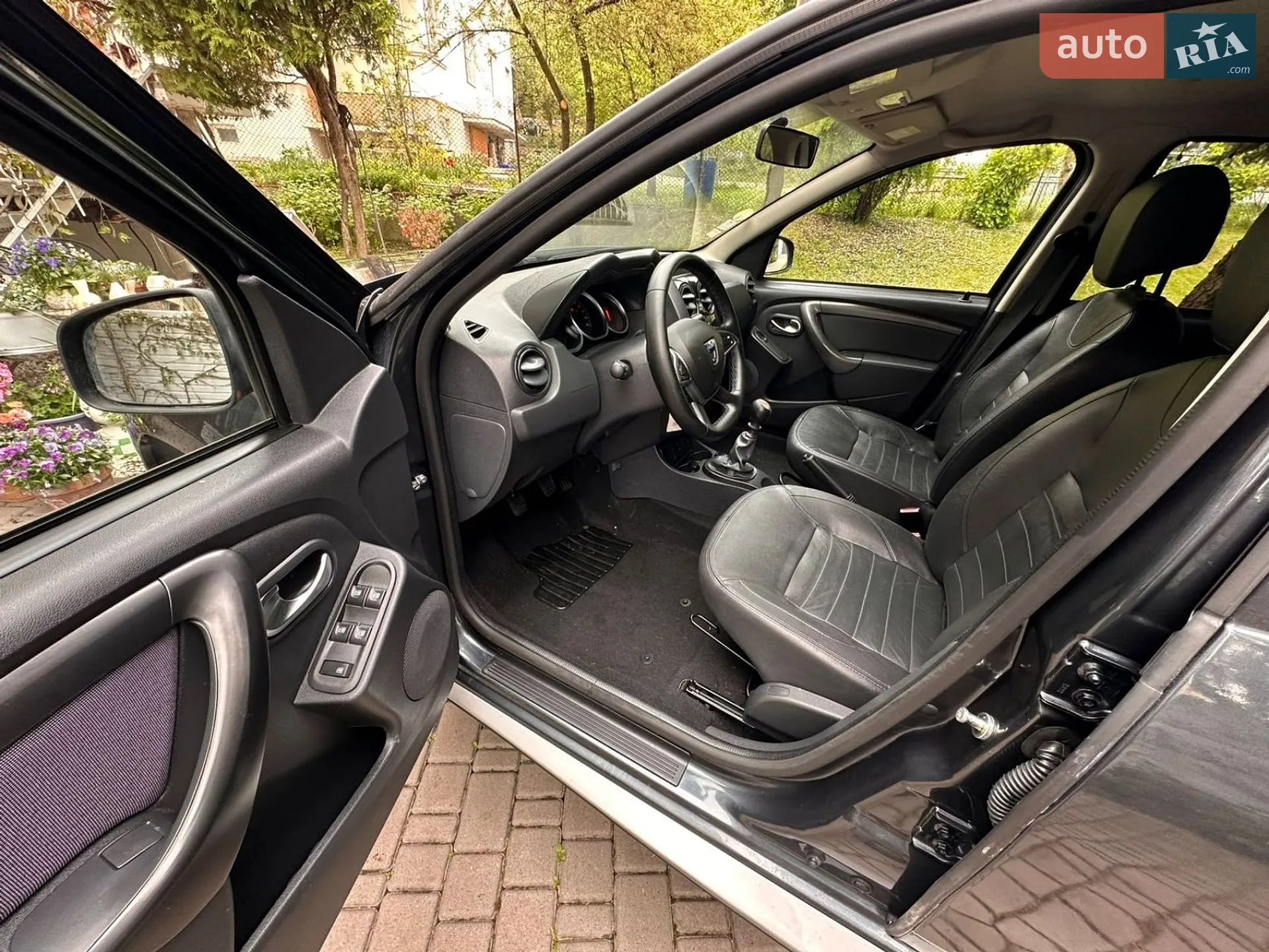 2017 Dacia Duster - мініатюра 10