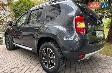 Внедорожник / Кроссовер Dacia Duster 2017 в Львове