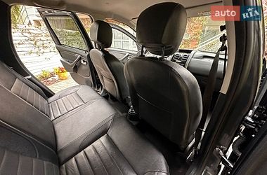 Внедорожник / Кроссовер Dacia Duster 2017 в Львове