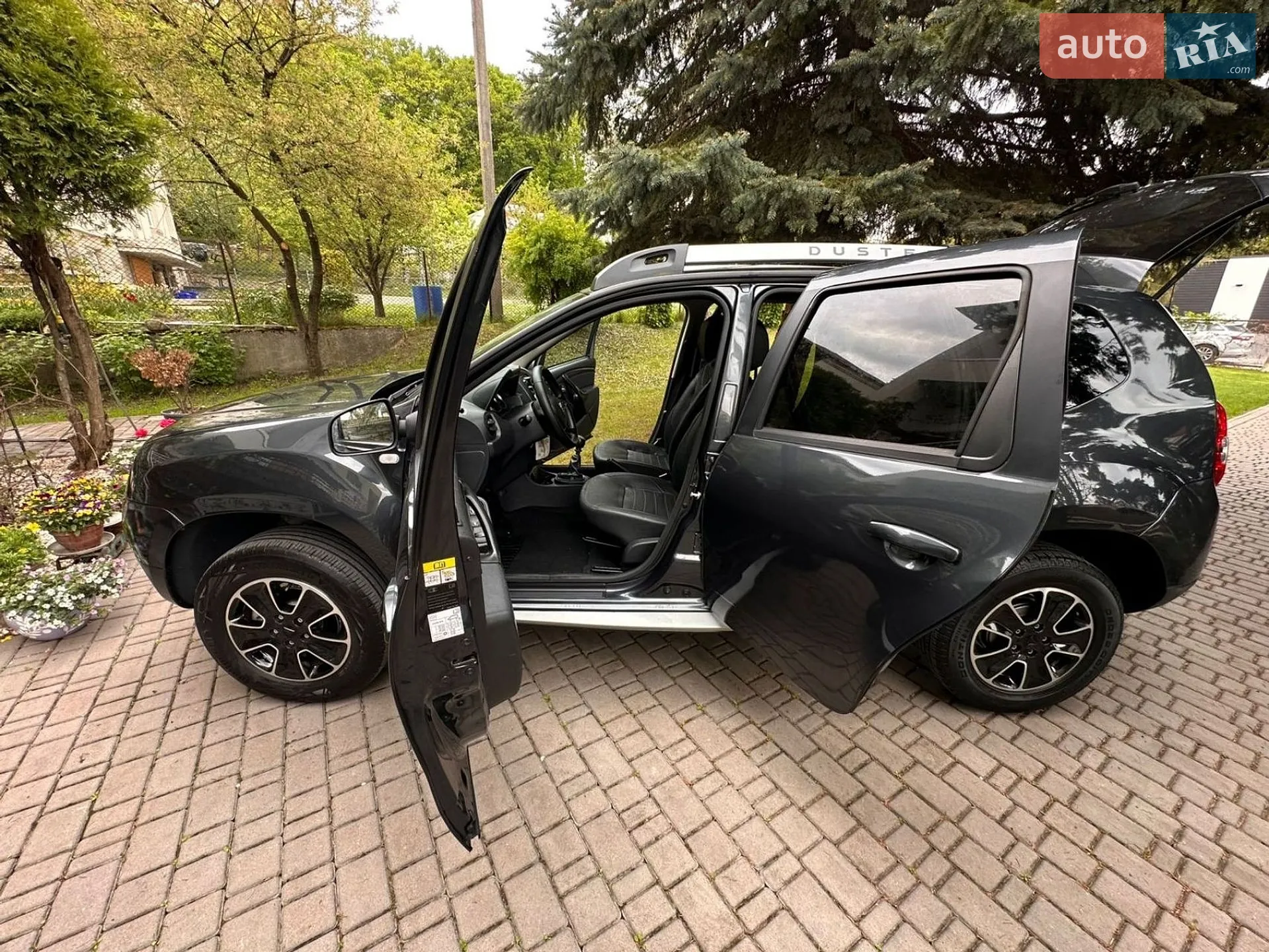 2017 Dacia Duster - мініатюра 30