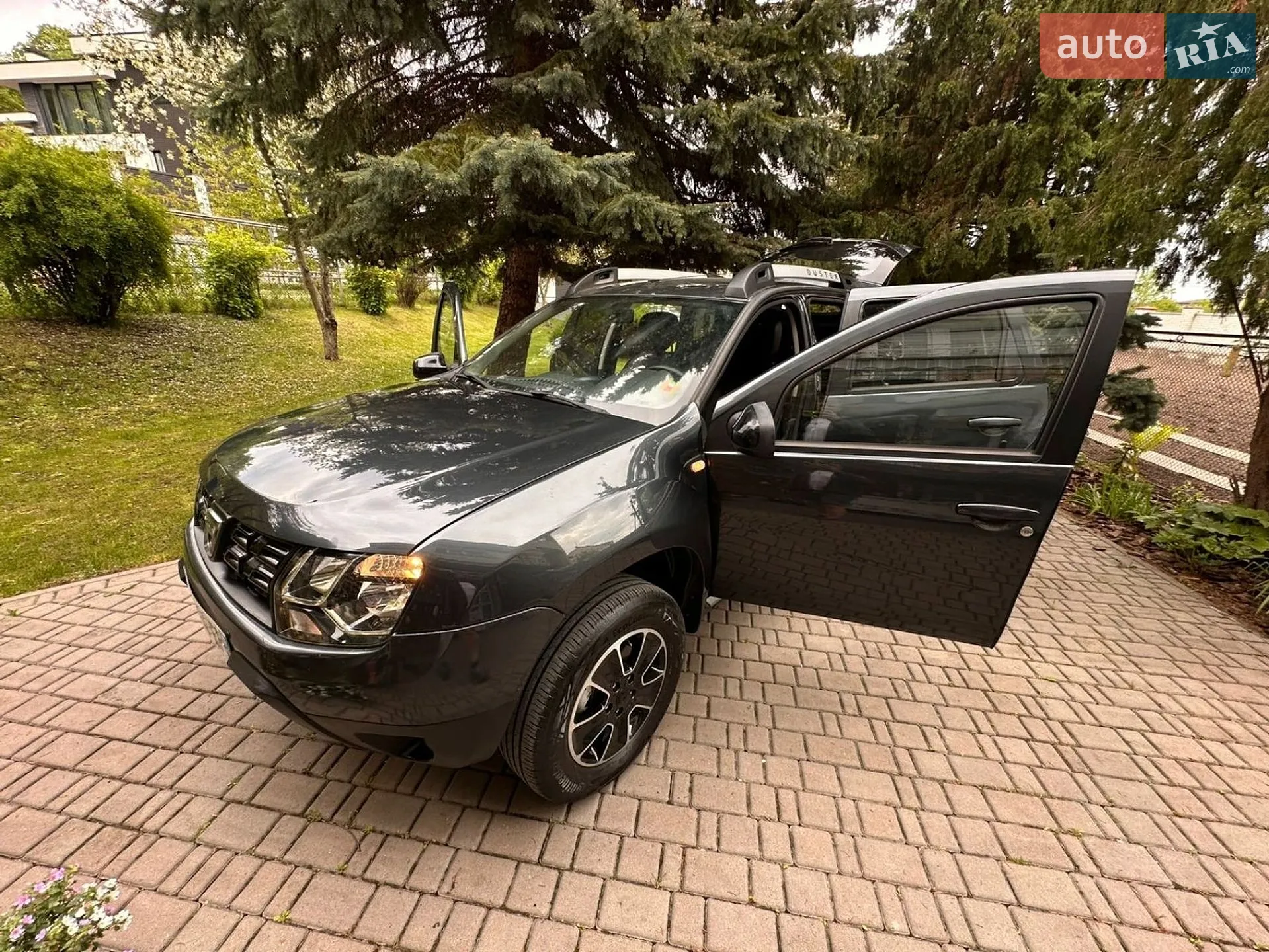 2017 Dacia Duster - мініатюра 32