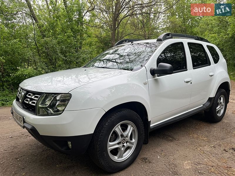 Позашляховик / Кросовер Dacia Duster 2016 в Львові