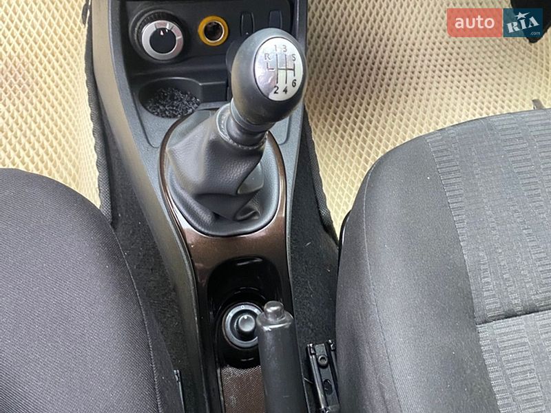 Внедорожник / Кроссовер Dacia Duster 2010 в Коломые