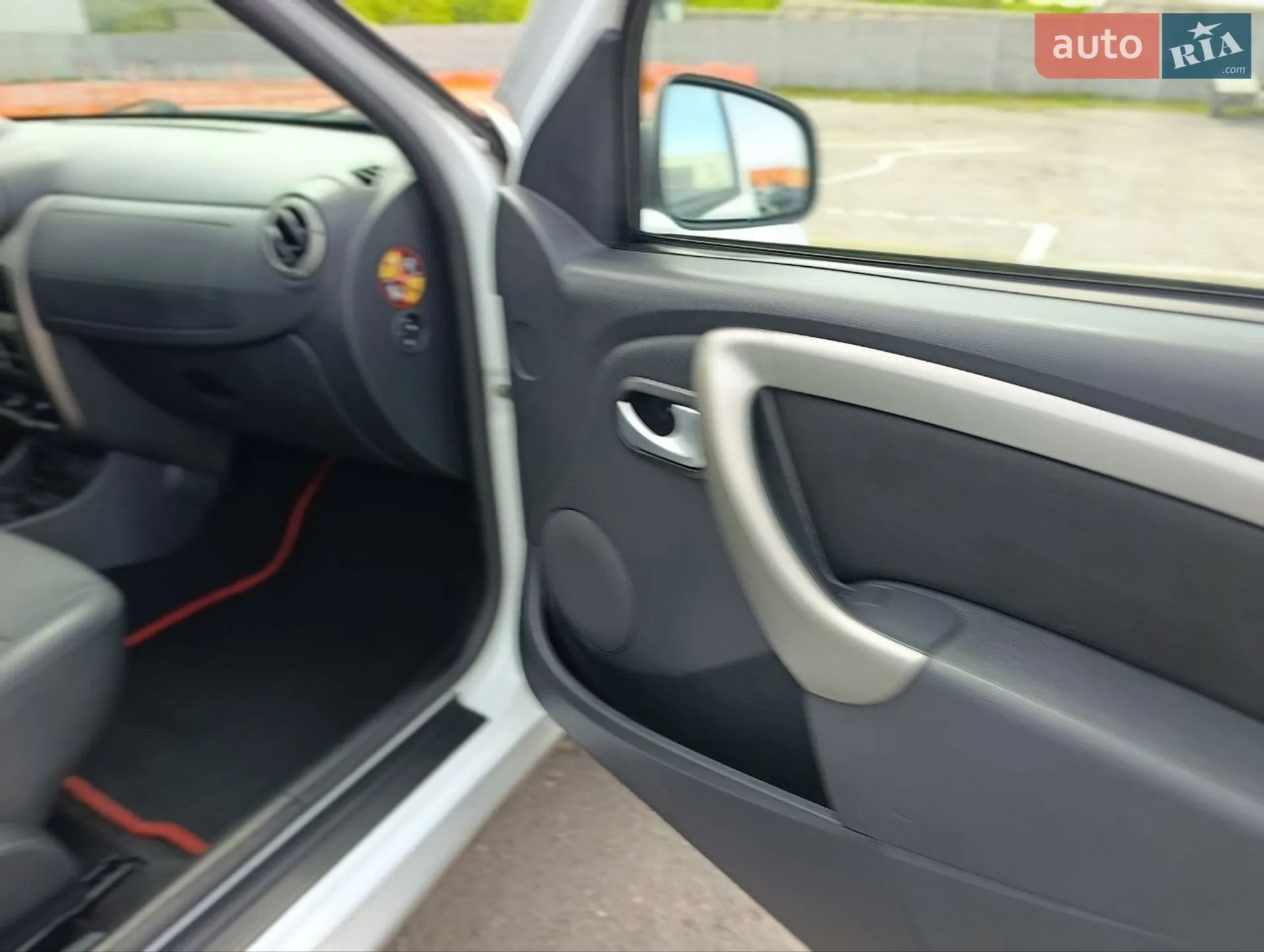 2013 Dacia Duster - мініатюра 20