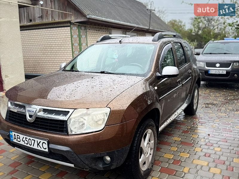 2011 Dacia Duster, VIN UU1HSDAC644615349:plate — фото 1 (autoria)
