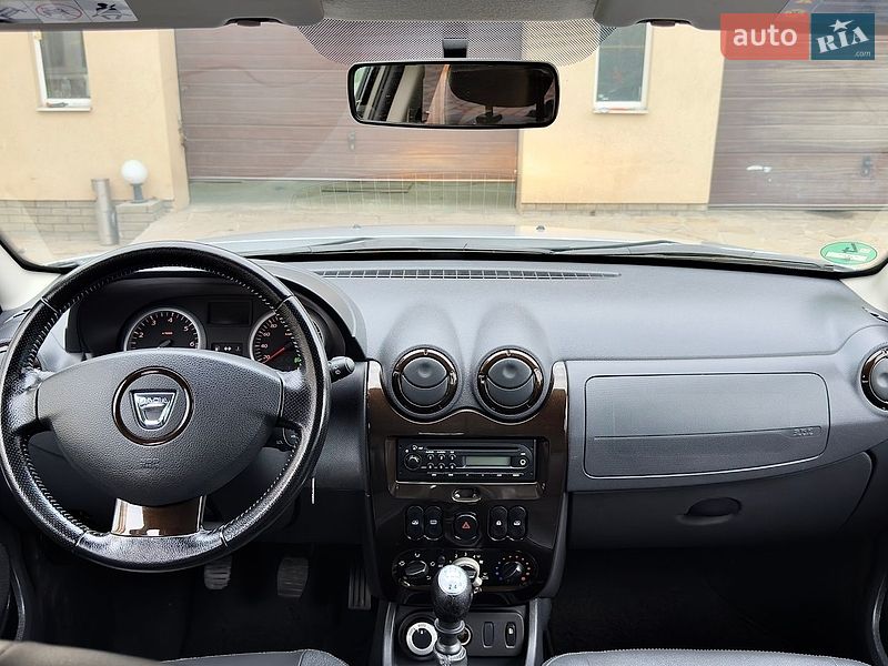 Внедорожник / Кроссовер Dacia Duster 2012 в Хороле фото 33 Внедорожник / Кроссовер Dacia Duster 2012 в Хороле
