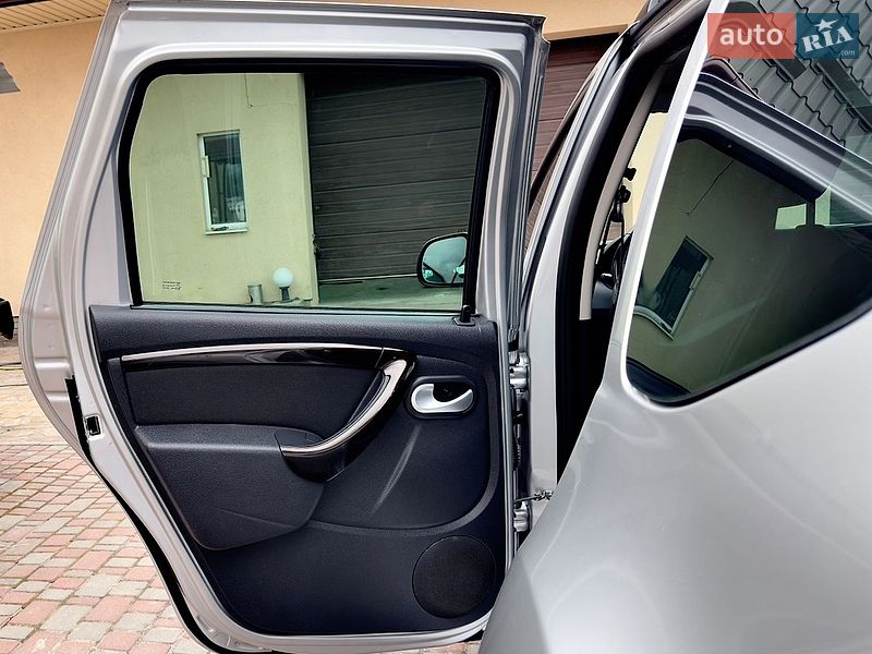 Внедорожник / Кроссовер Dacia Duster 2012 в Хороле фото 50 Внедорожник / Кроссовер Dacia Duster 2012 в Хороле