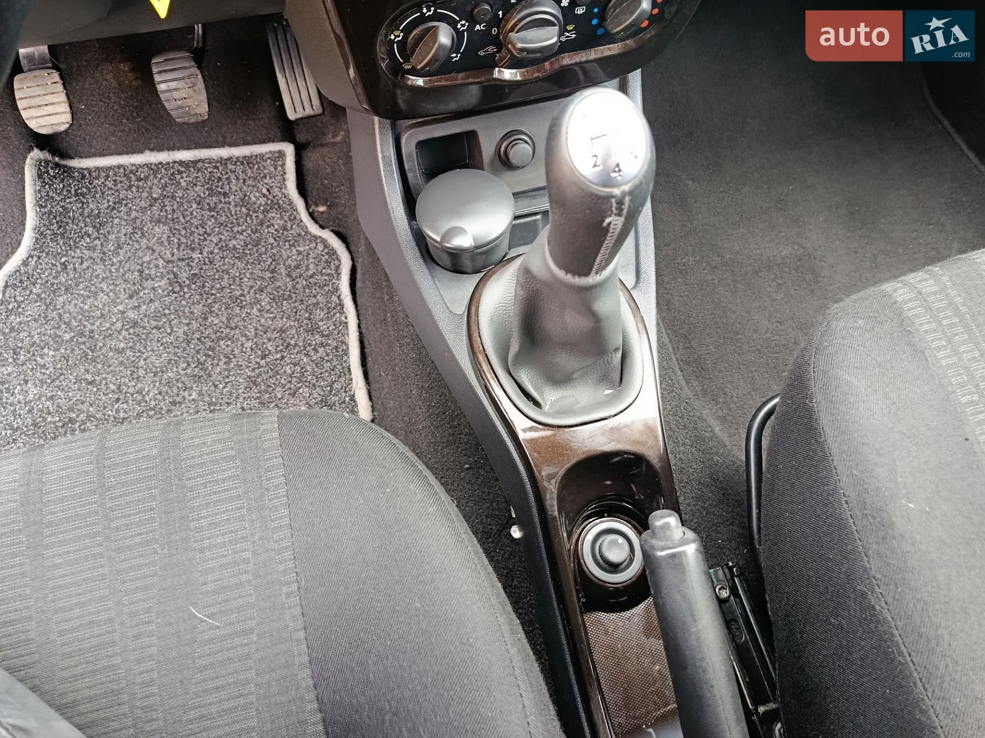 2012 Dacia Duster - мініатюра 31