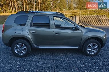 Позашляховик / Кросовер Dacia Duster 2015 в Мені
