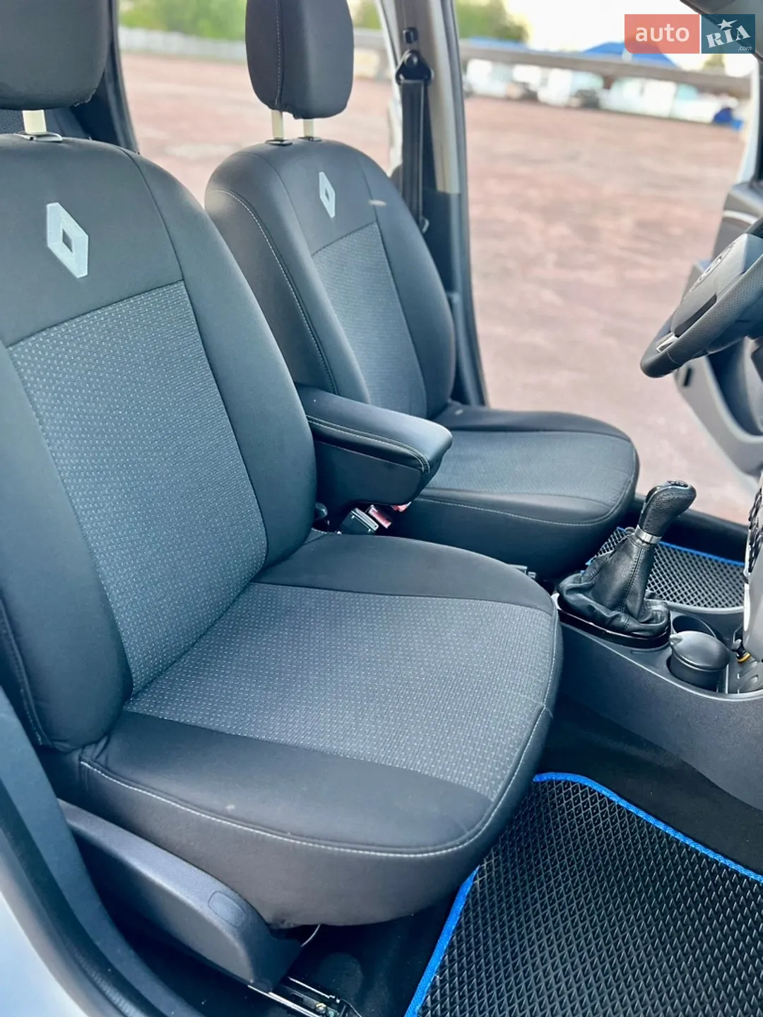 2011 Dacia Duster - мініатюра 30
