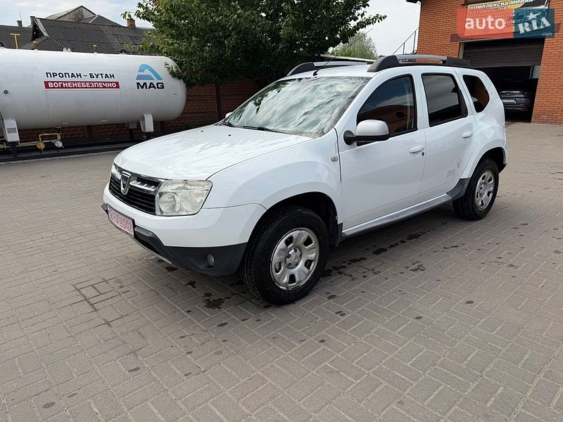 Позашляховик / Кросовер Dacia Duster 2012 в Дубні