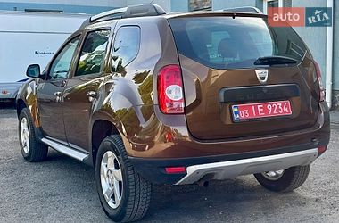 Позашляховик / Кросовер Dacia Duster 2011 в Луцьку