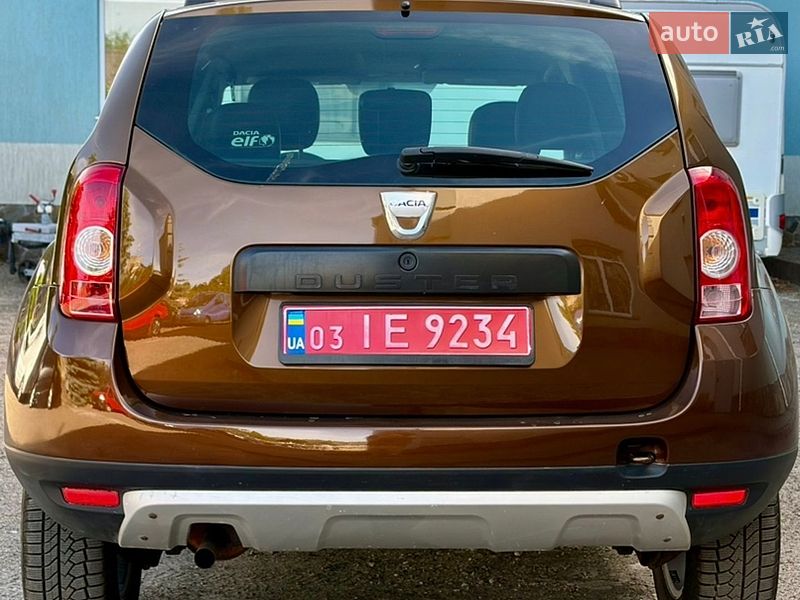 Позашляховик / Кросовер Dacia Duster 2011 в Луцьку