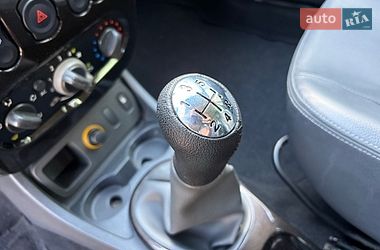 Позашляховик / Кросовер Dacia Duster 2011 в Луцьку