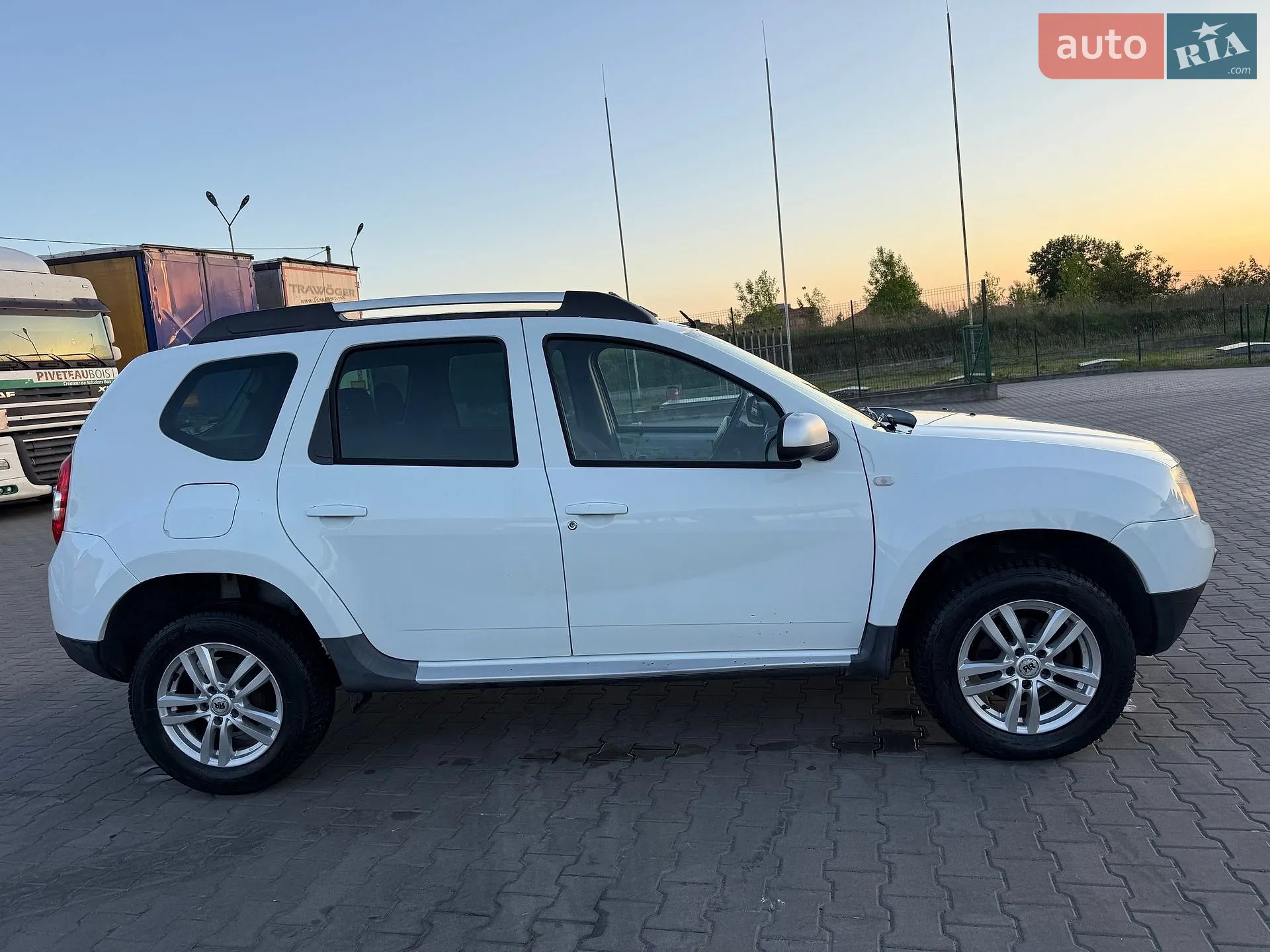 2011 Dacia Duster - мініатюра 14