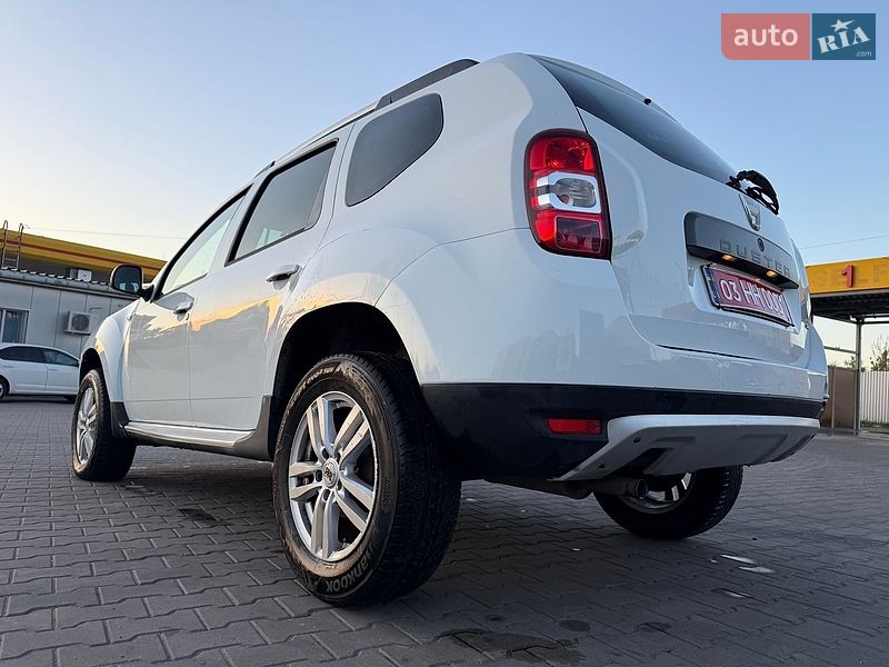 Позашляховик / Кросовер Dacia Duster 2011 в Луцьку