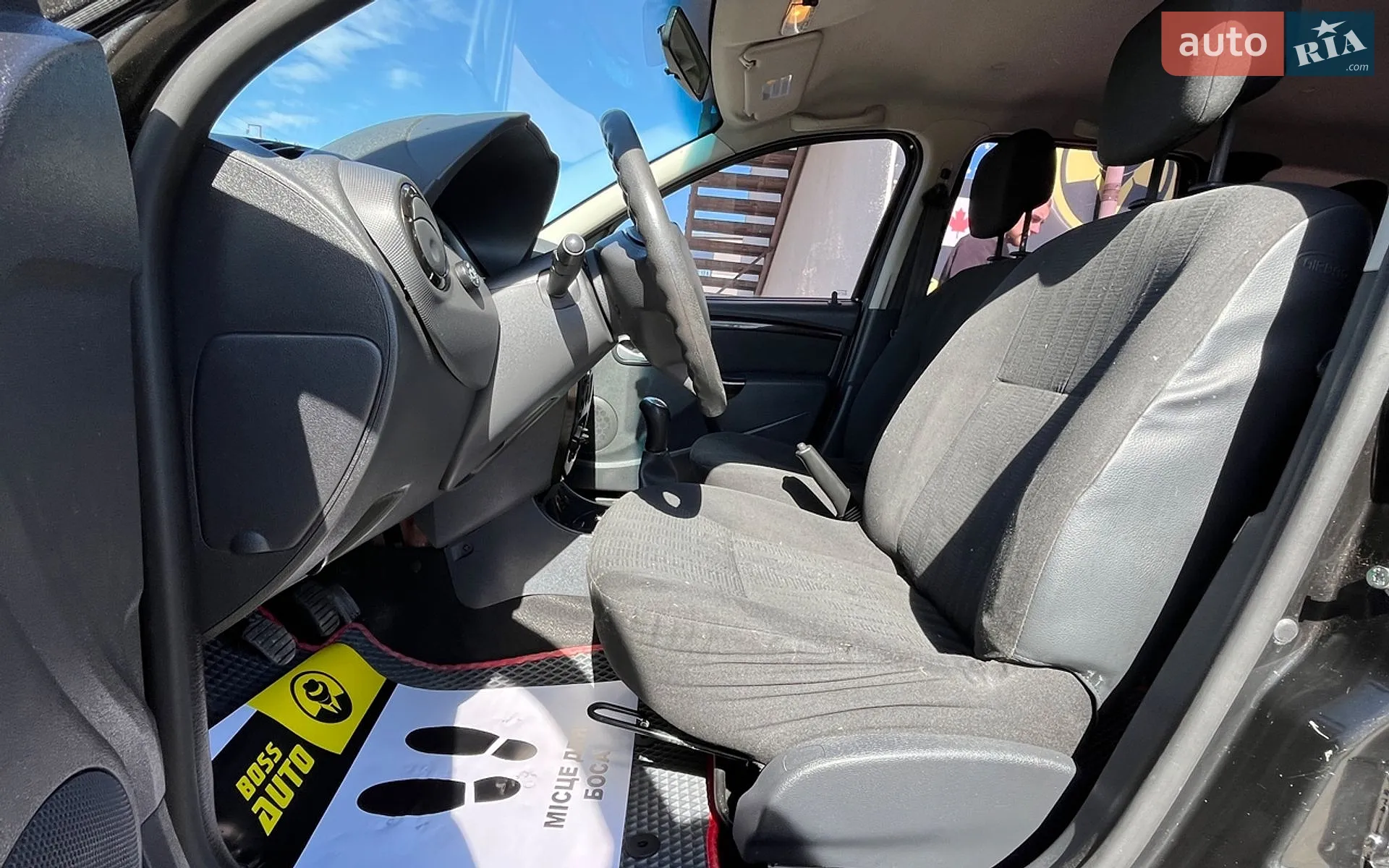 2011 Dacia Duster - мініатюра 9