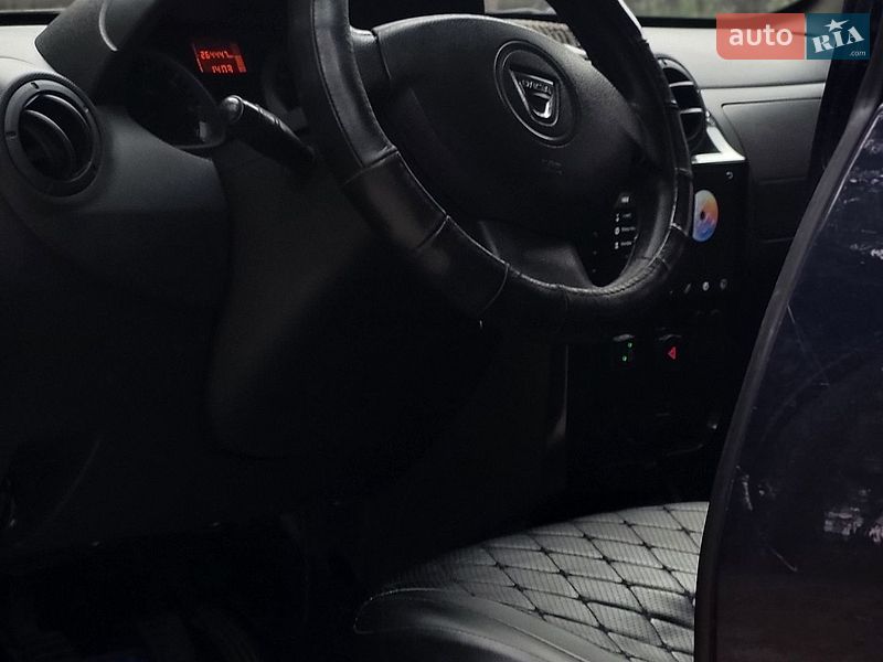 Позашляховик / Кросовер Dacia Duster 2012 в Лебедині