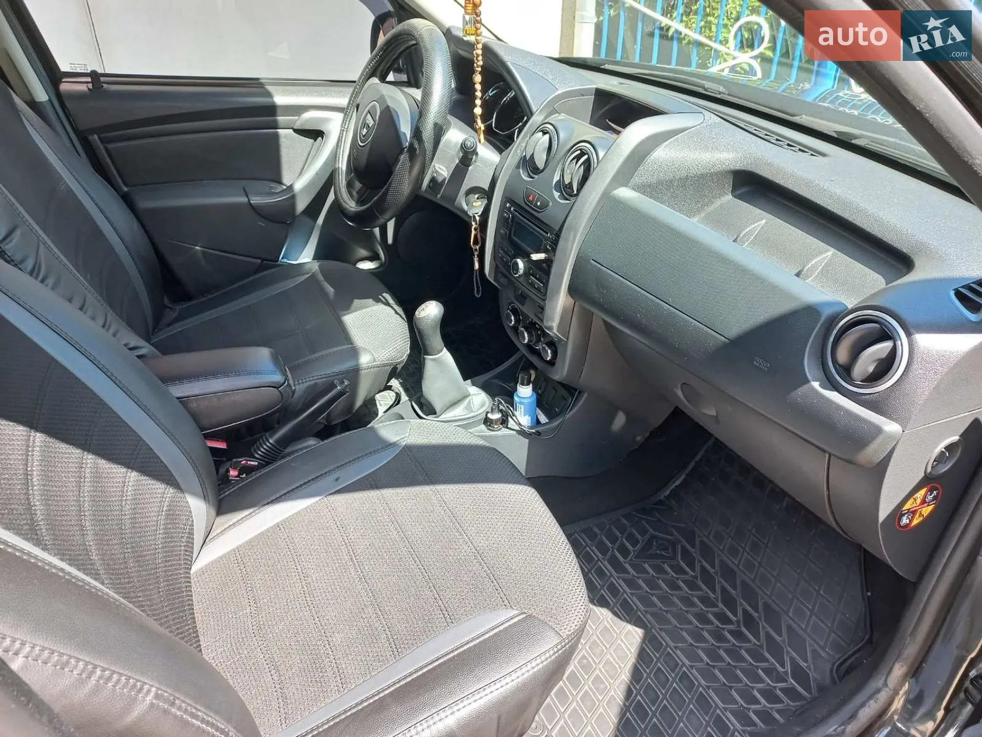 2016 Dacia Duster - мініатюра 25