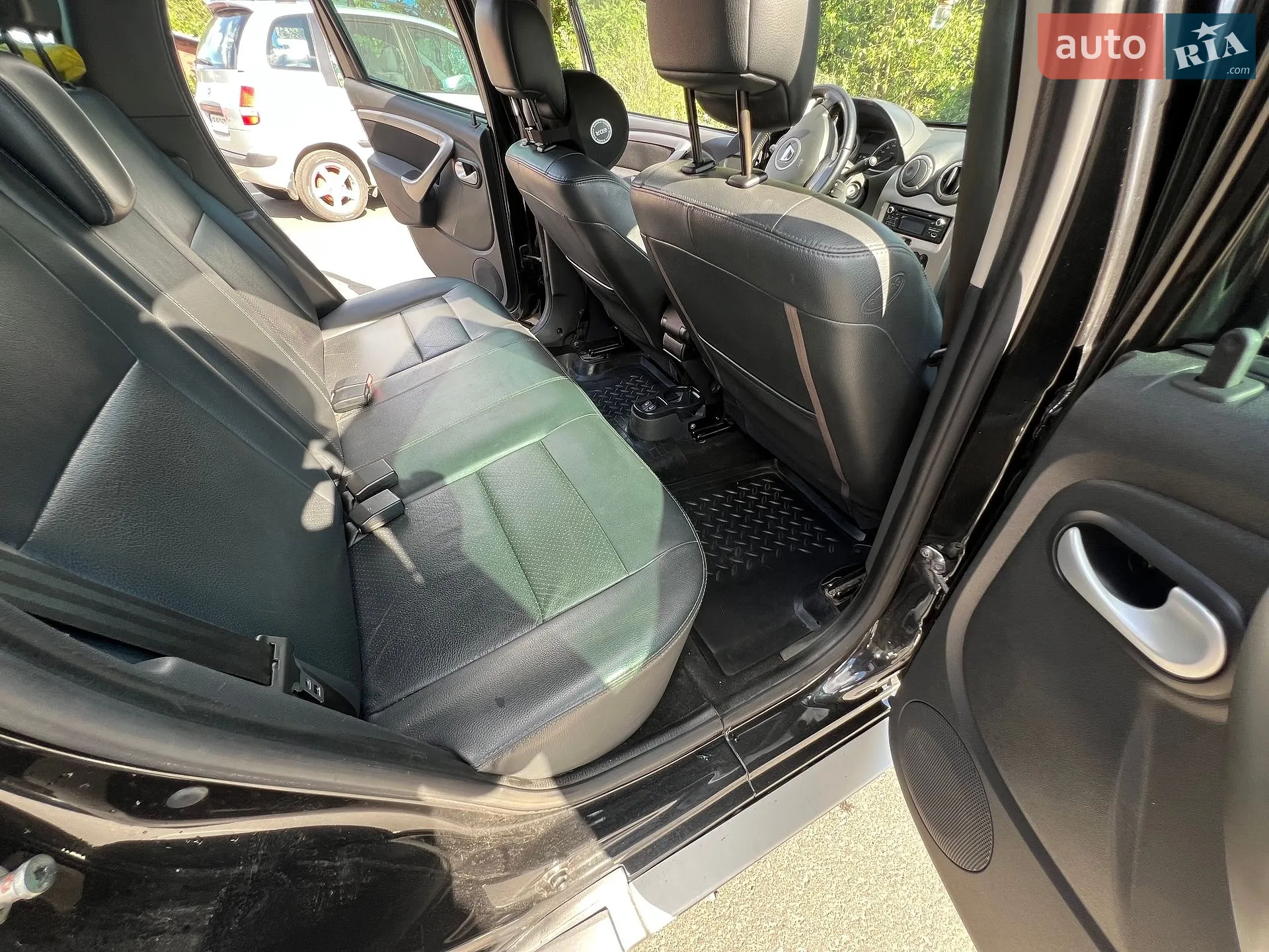 2013 Dacia Duster - мініатюра 32