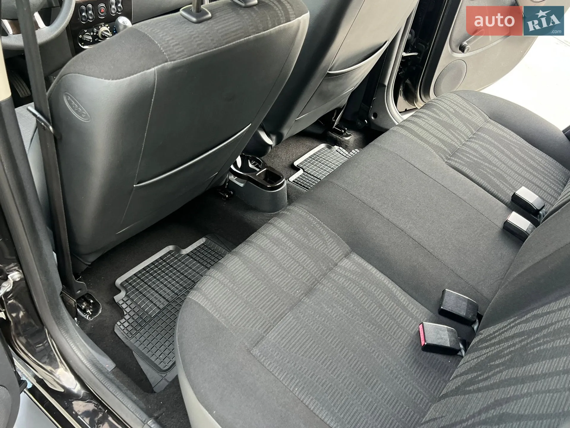 2011 Dacia Duster - мініатюра 77